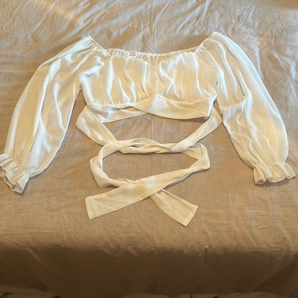 White SweetHeart Neck Crop Top